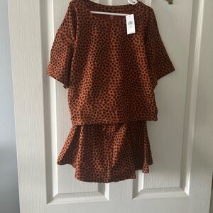 GAP Kids Orange and Black Floral Top